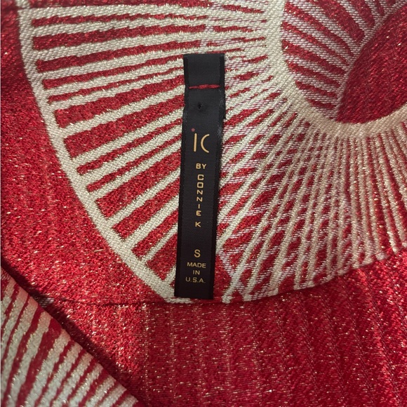 IC COLLECTION Red and White Patterned Blouse - Picture 5 of 10